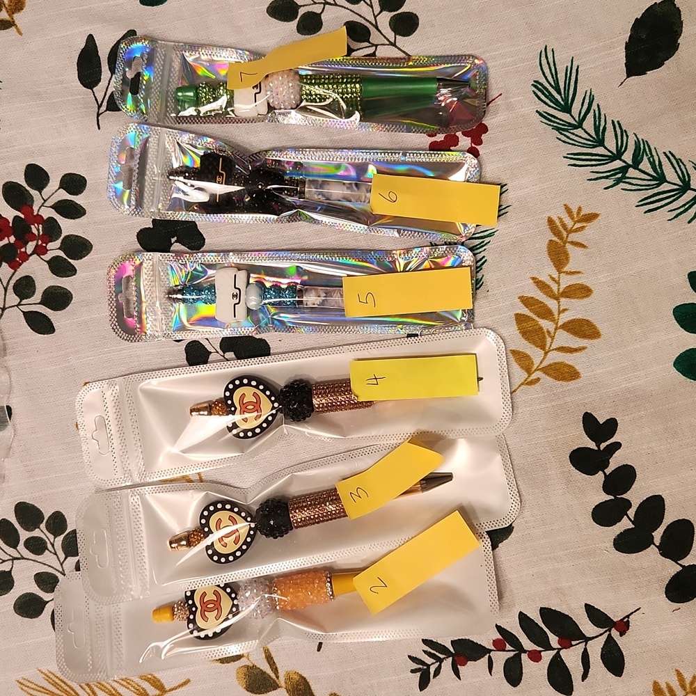 HANDMADE BRAND NEW DESIGNER INSPIRED PENS PRICE IS FOR ONE CHOOSE YOUR NUMBER